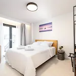 Koasis Augmented Smart Boutique * Cós